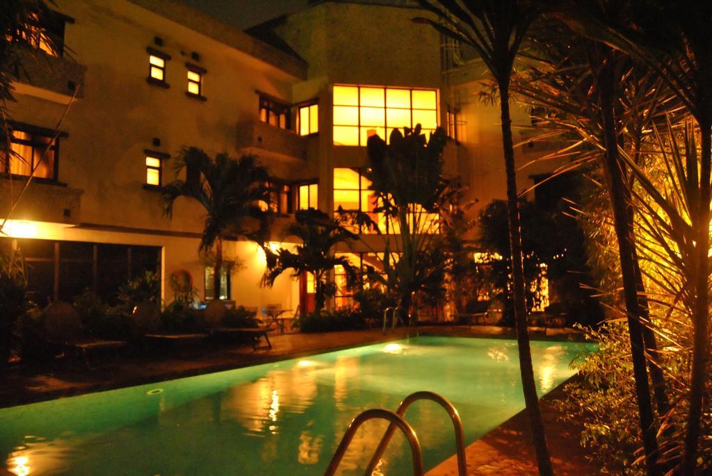 Three Arms Hotel Lagos Exterior photo